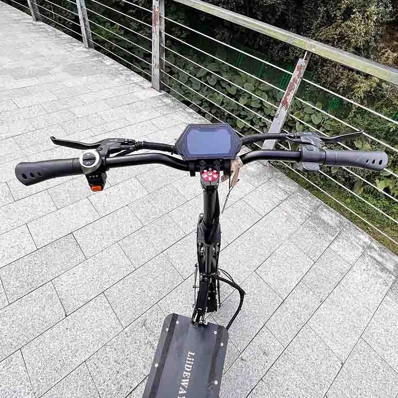 Trottinette électrique avec siège adulte Fabrication liideway T2