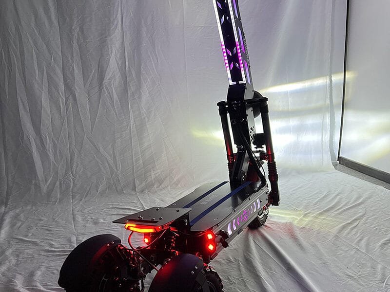 Poids léger trois roues trottinette electrique adulte