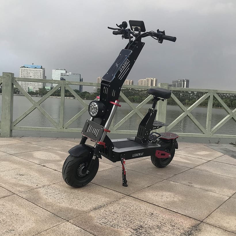 Quels sont les accessoires disponibles pour améliorer le confort d'une trottinette électrique ? Quels sont les accessoires disponibles pour améliorer le confort d'une trottinette électrique ?