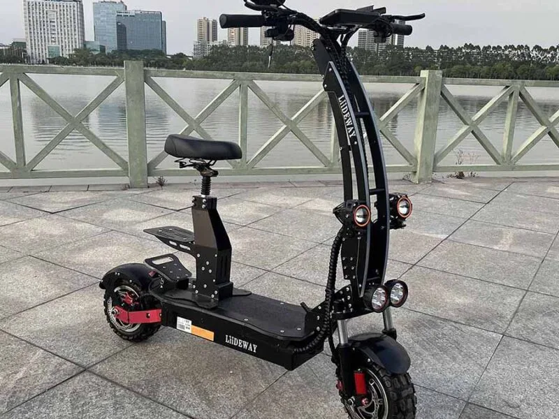 Y a-t-il des restrictions d'âge pour l'utilisation des trottinettes électriques ?
