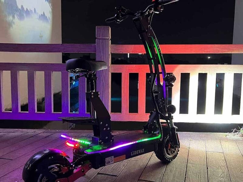 Quelle est la meilleure manière de monter et descendre des trottoirs avec une trottinette électrique ?