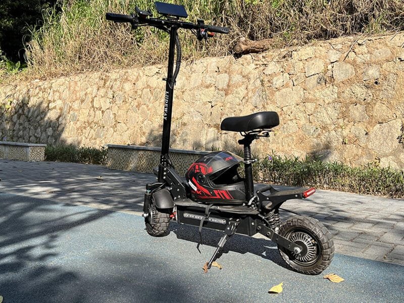 Comment les trottinettes électriques sont-elles intégrées dans les solutions de mobilité urbaine ?