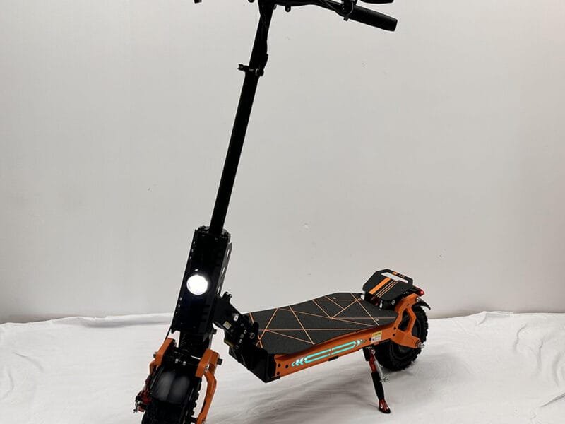 trottinette électrique 2 roues motrices