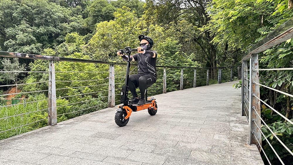 trottinette électrique 130 kg trottinette électrique 130 kg