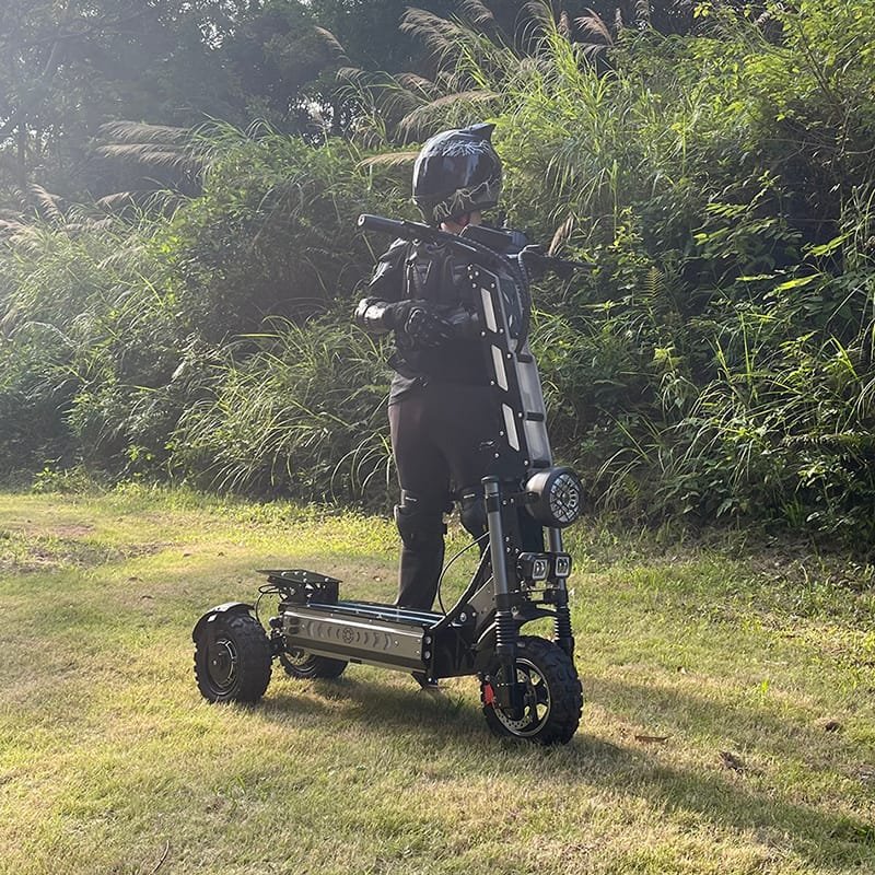 Y a-t-il des limites de vitesse imposées aux trottinettes électriques ? Y a-t-il des limites de vitesse imposées aux trottinettes électriques ?