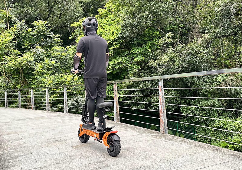 Nouveau modèle de scooter électrique